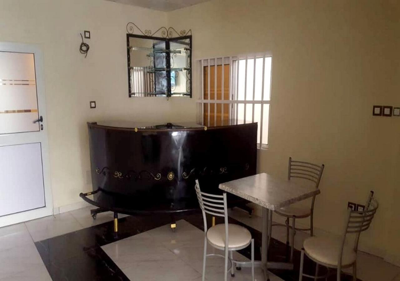 Benin City Center Hotel كوتونو المظهر الخارجي الصورة