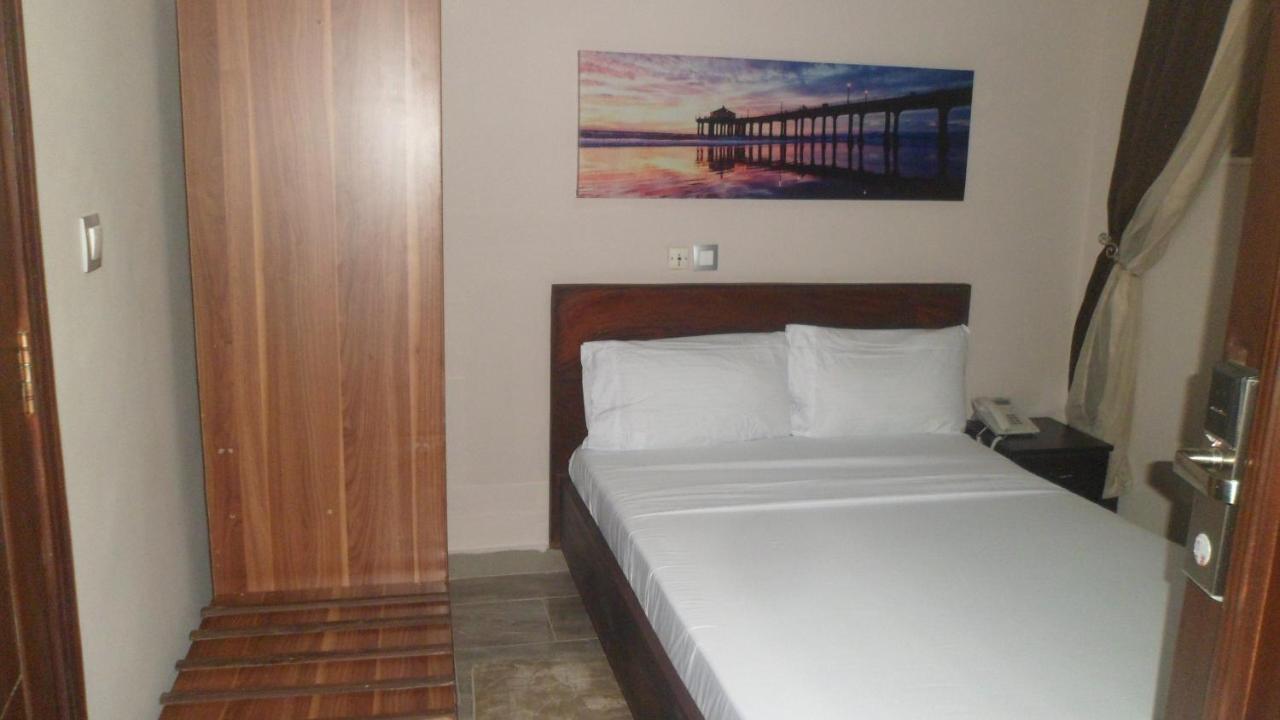 Benin City Center Hotel كوتونو المظهر الخارجي الصورة