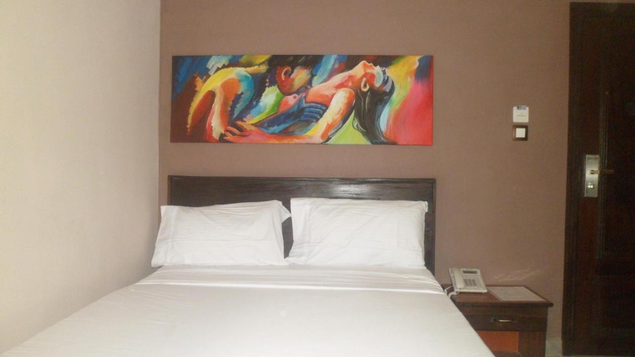 Benin City Center Hotel كوتونو المظهر الخارجي الصورة