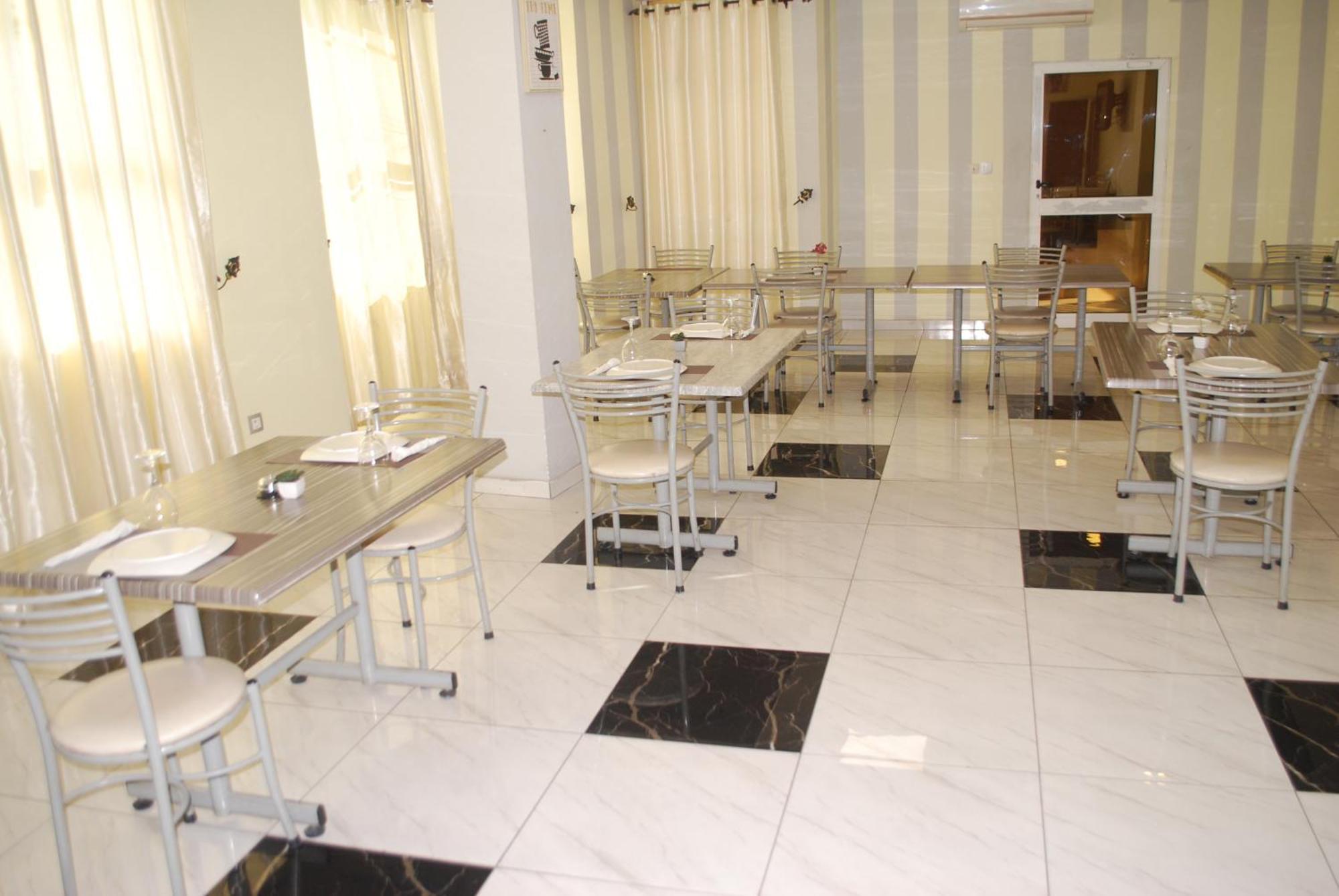Benin City Center Hotel كوتونو المظهر الخارجي الصورة