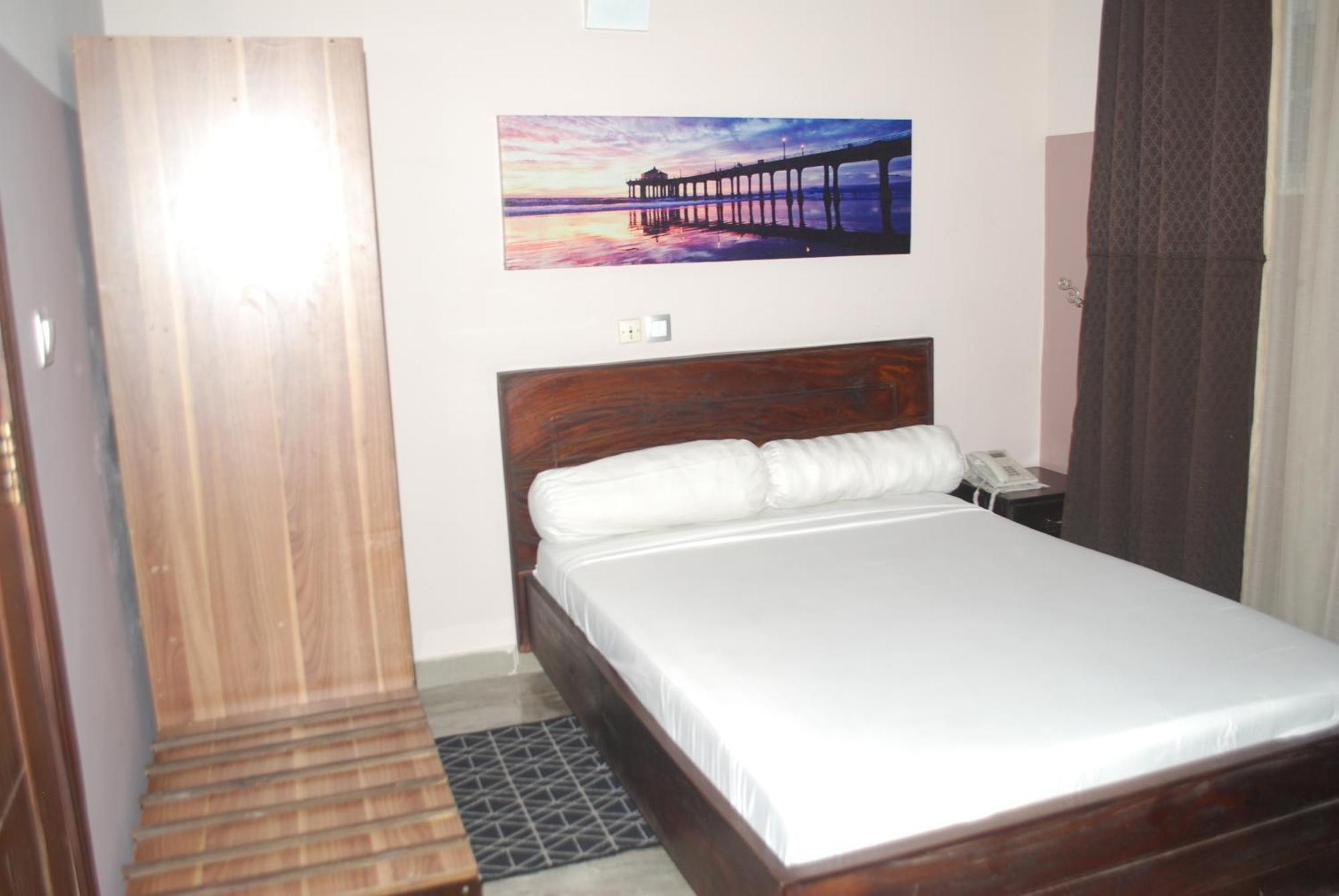 Benin City Center Hotel كوتونو المظهر الخارجي الصورة